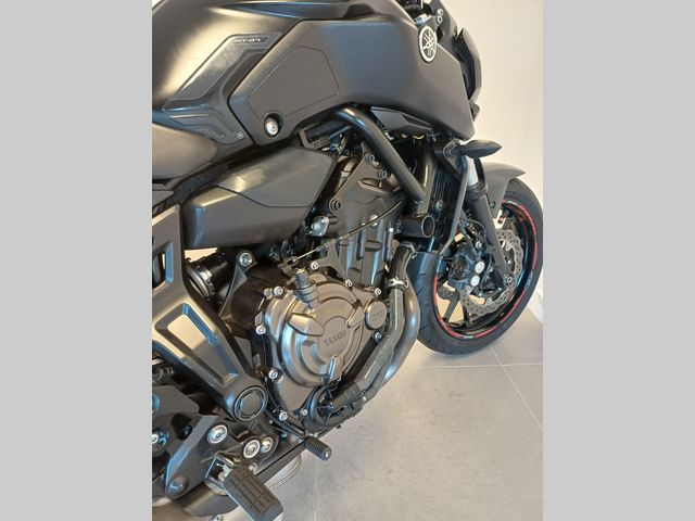 yamaha - mt-07-abs