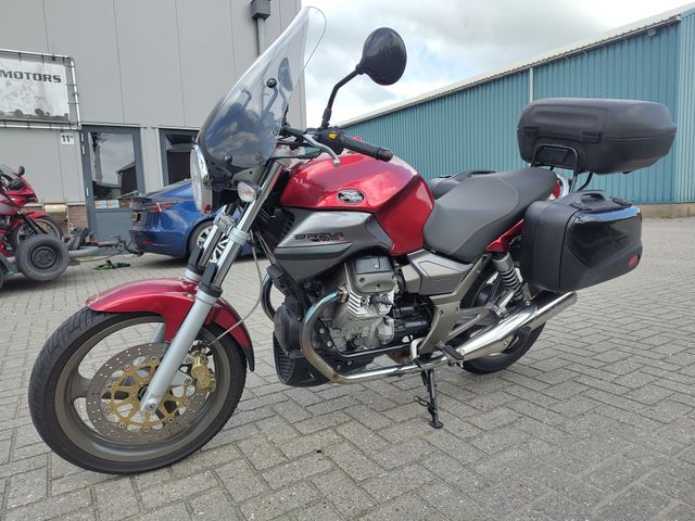 moto-guzzi - 750-breva-touring