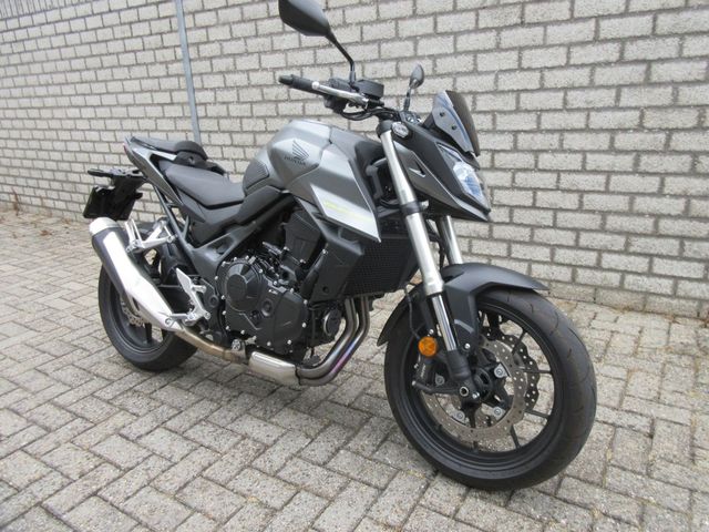 honda - cb-750-hornet