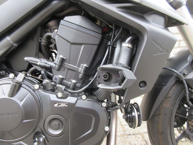 honda - cb-750-hornet