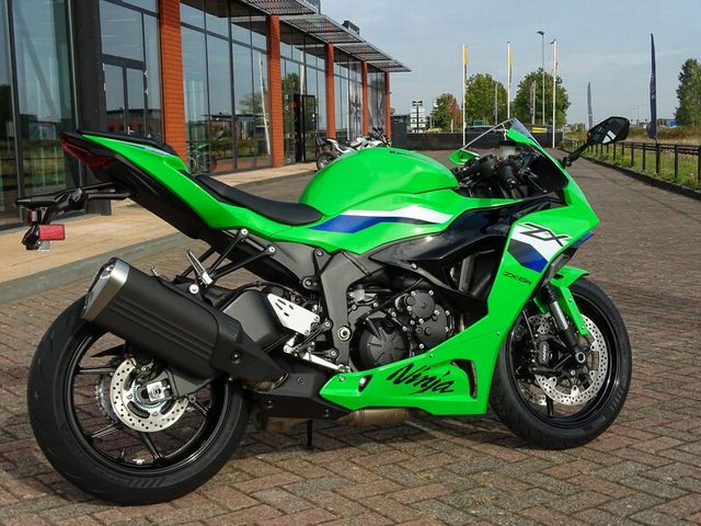 kawasaki - ninja-zx-6r-636-krt-edition