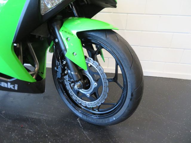 kawasaki - ninja-300
