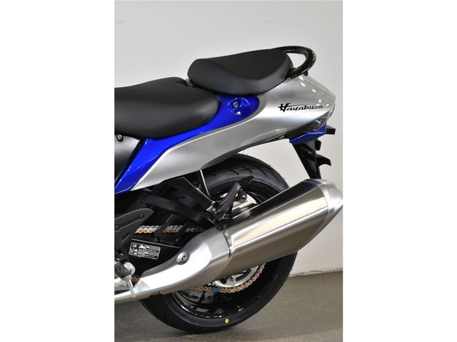 suzuki - gsx-r-1300-hayabusa