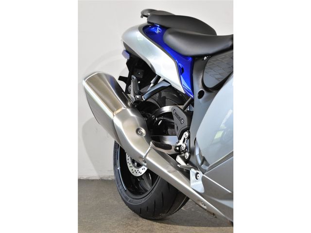 suzuki - gsx-r-1300-hayabusa