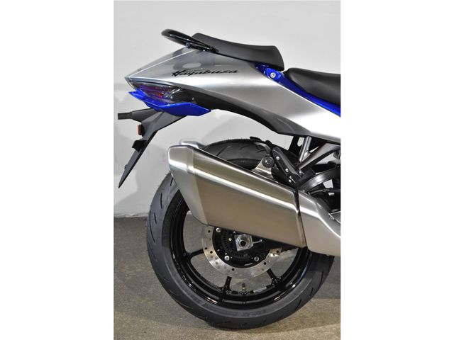 suzuki - gsx-r-1300-hayabusa