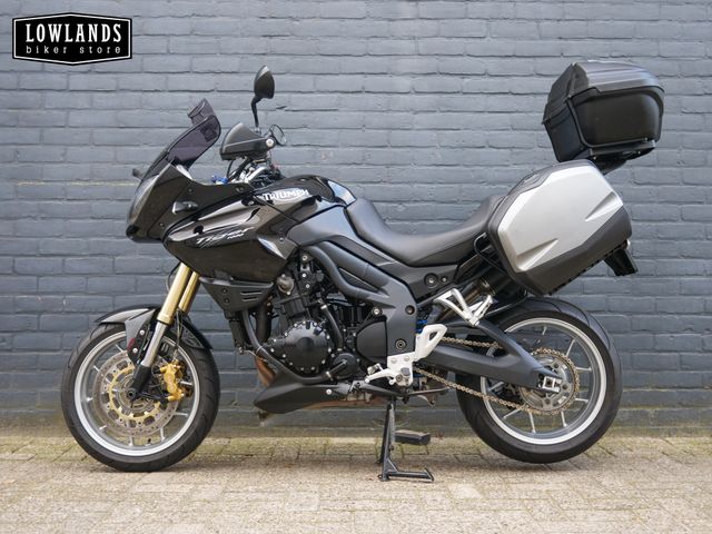 triumph - tiger-1050