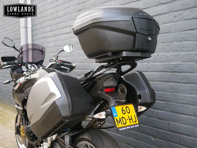 triumph - tiger-1050