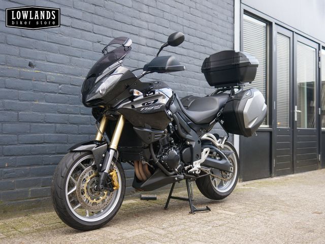 triumph - tiger-1050