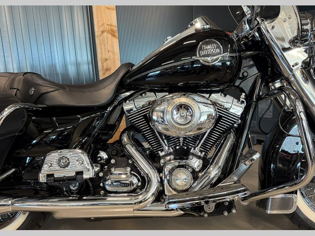 harley-davidson - road-king-classic-flhrc