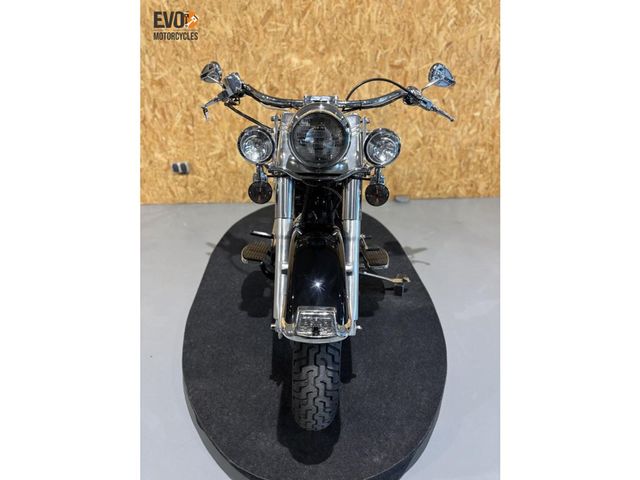 harley-davidson - heritage-softail-classic-flstc