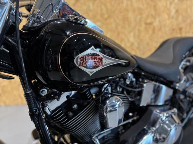 harley-davidson - heritage-softail-classic-flstc