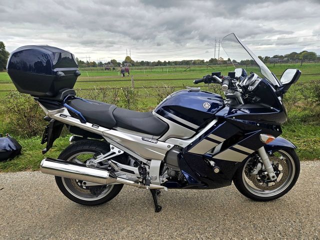 yamaha - fjr-1300