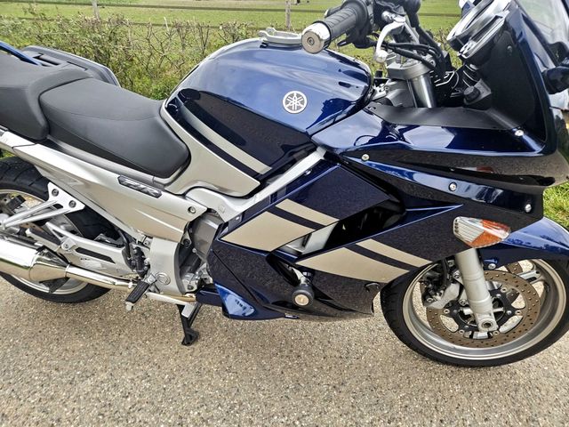 yamaha - fjr-1300