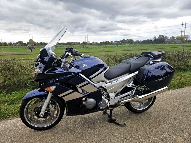 yamaha - fjr-1300