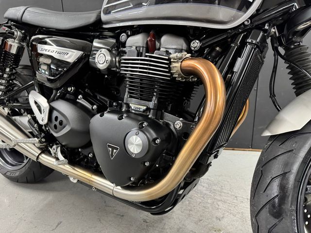 triumph - speed-twin-1200