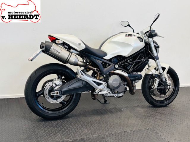 ducati - m-696