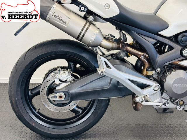 ducati - m-696