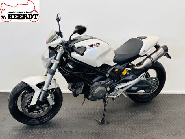 ducati - m-696