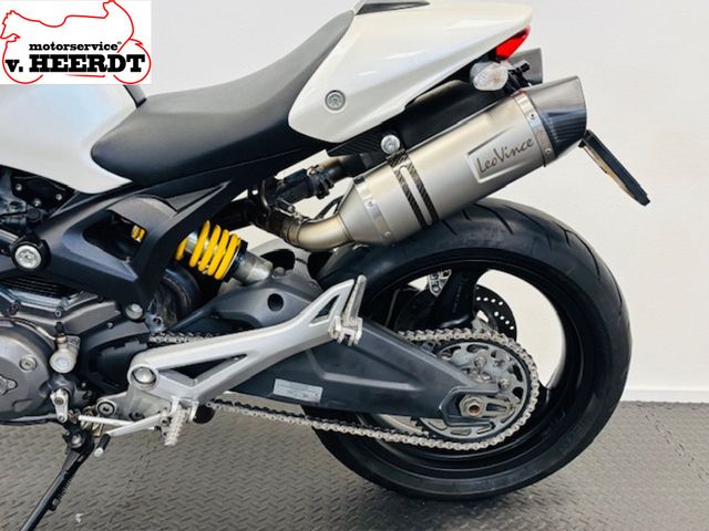 ducati - m-696