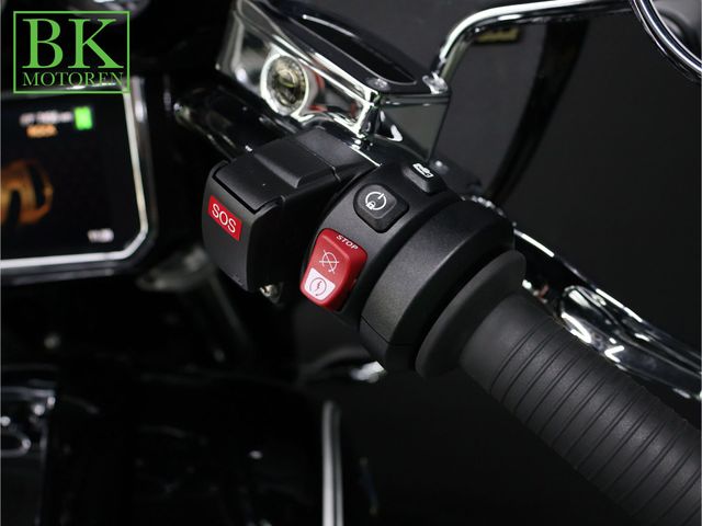 bmw - r-18-b