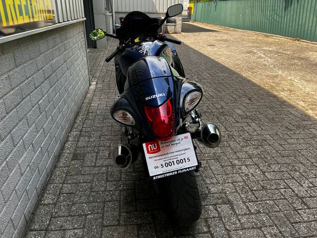 suzuki - gsx-r-1300-hayabusa