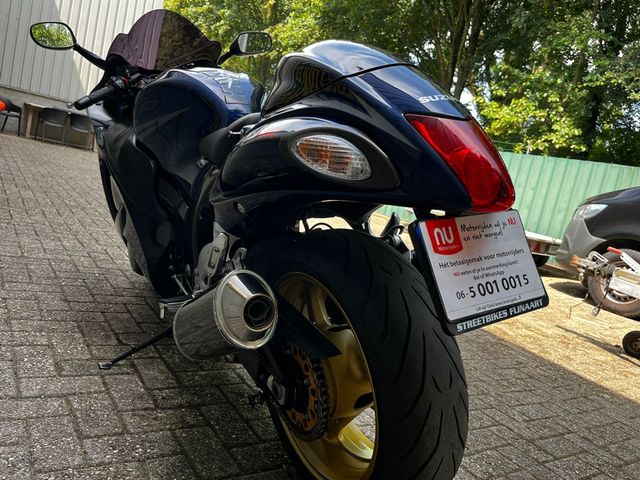 suzuki - gsx-r-1300-hayabusa