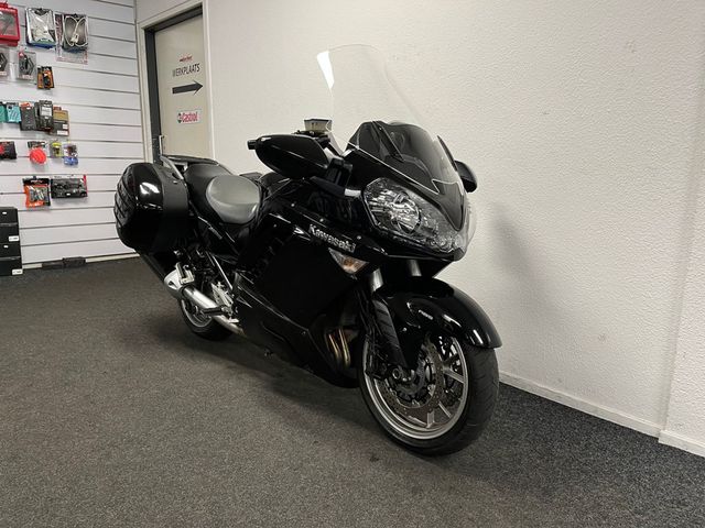 kawasaki - gtr-1400