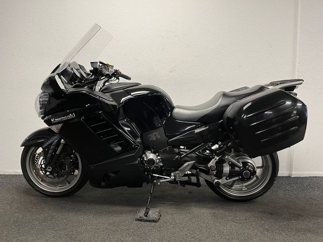 kawasaki - gtr-1400