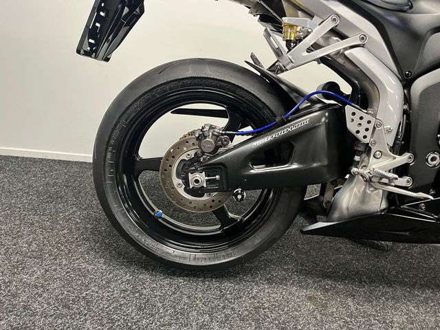 honda - cbr-600-rr