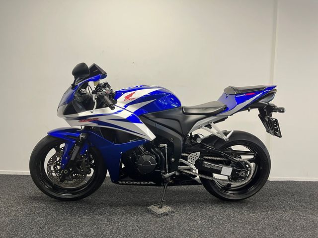 honda - cbr-600-rr