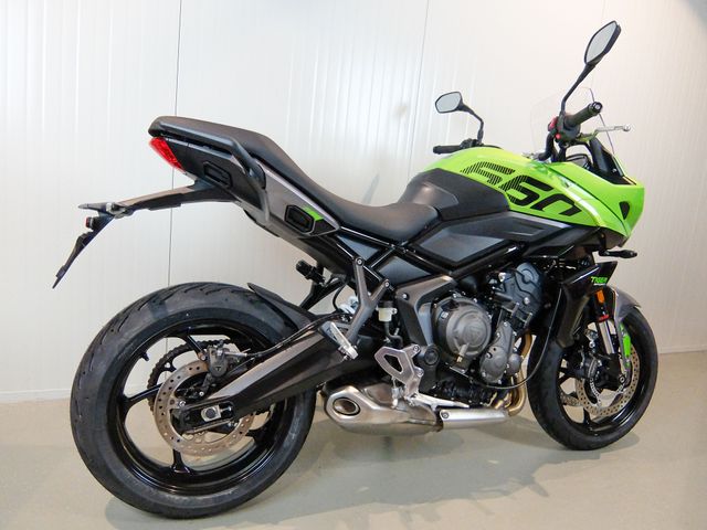 triumph - tiger-660
