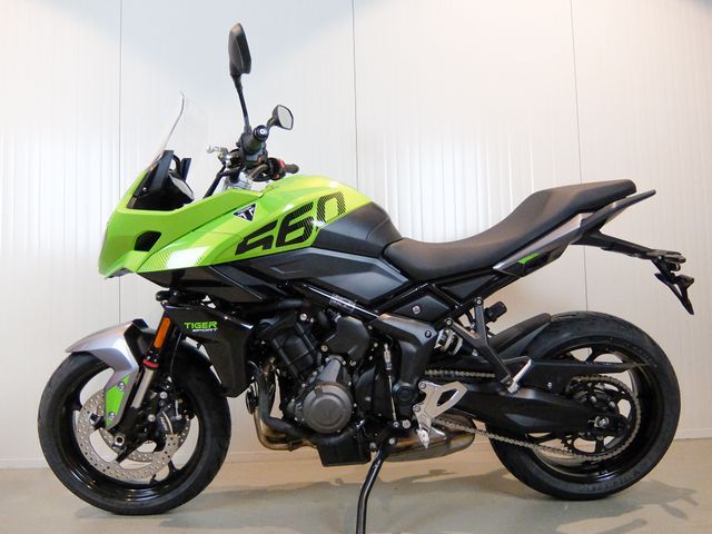 triumph - tiger-660