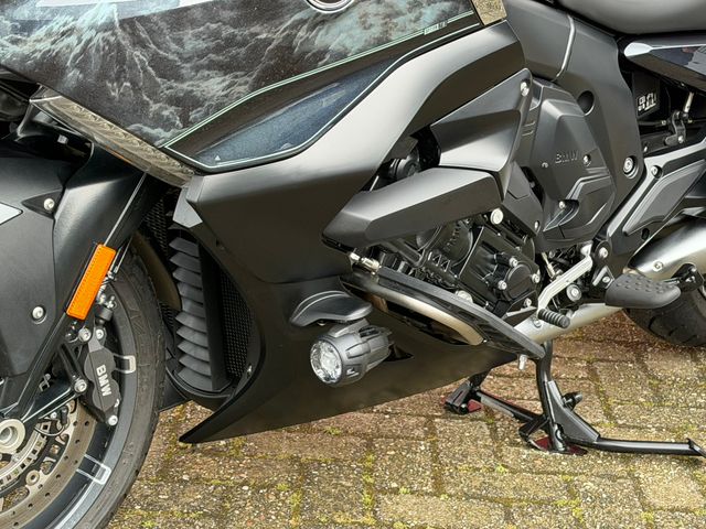 bmw - k-1600-b-midnight