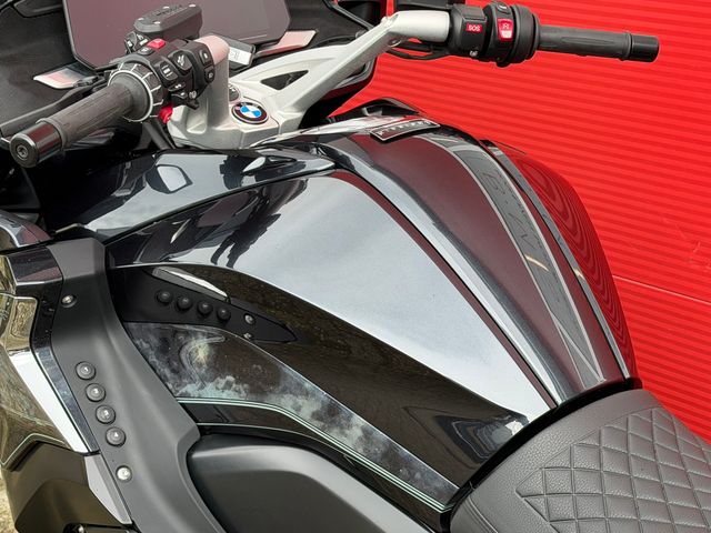 bmw - k-1600-b-midnight