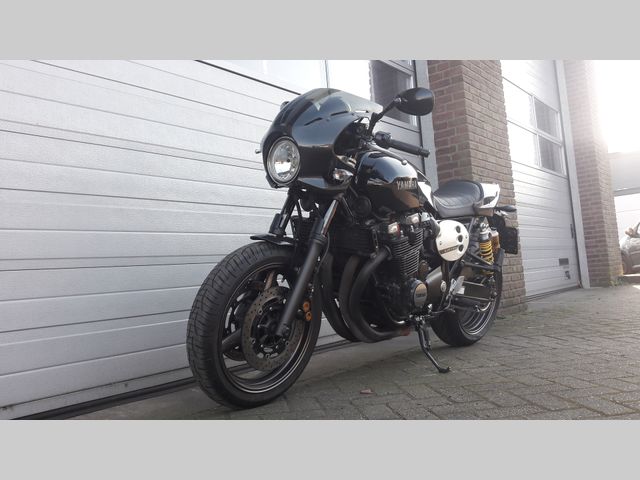 yamaha - xjr-1300