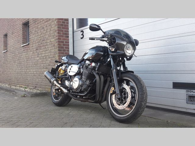 yamaha - xjr-1300
