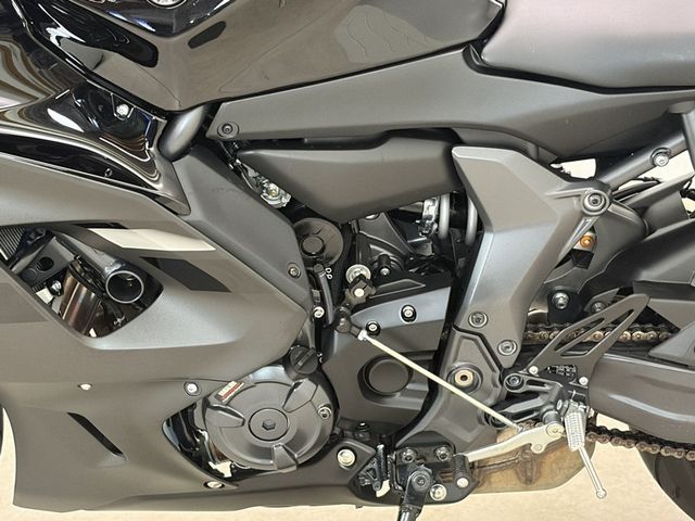 yamaha - yzf-r7