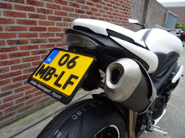 triumph - speed-triple-1050-abs