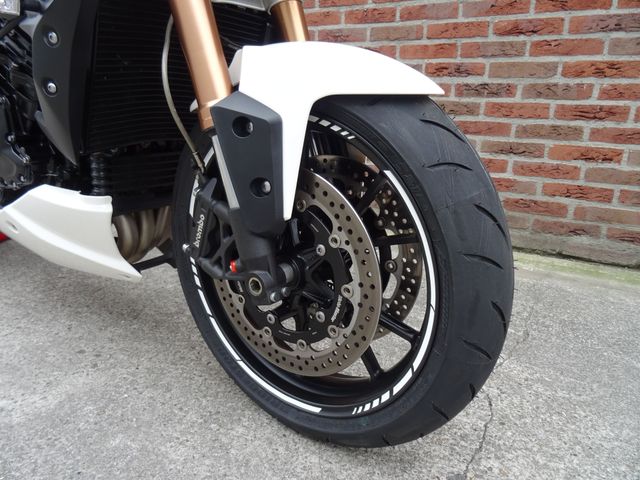 triumph - speed-triple-1050-abs