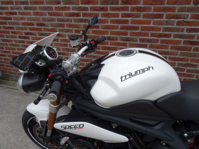 triumph - speed-triple-1050-abs