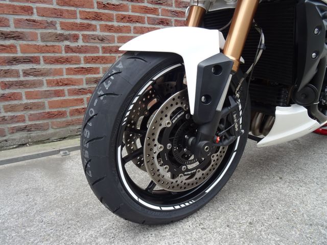 triumph - speed-triple-1050-abs