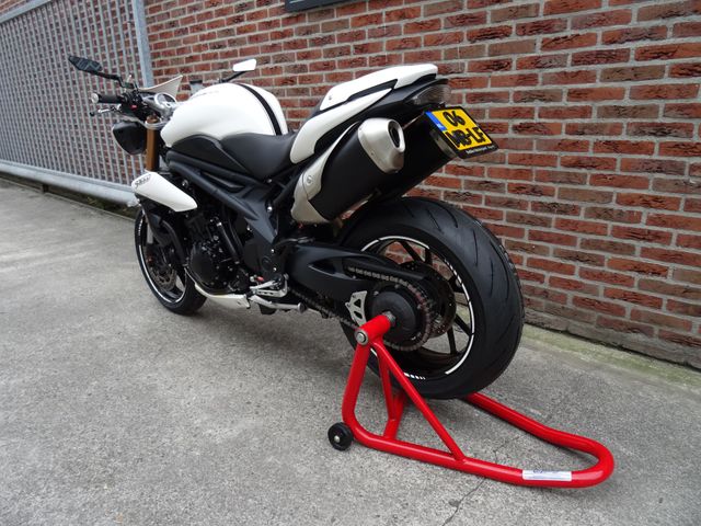 triumph - speed-triple-1050-abs