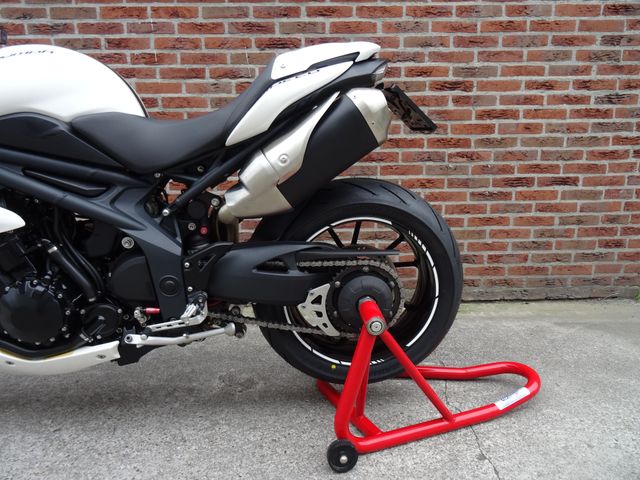 triumph - speed-triple-1050-abs