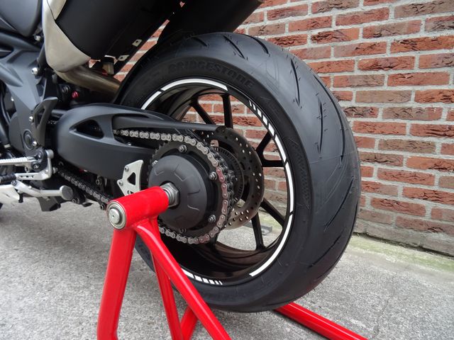 triumph - speed-triple-1050-abs