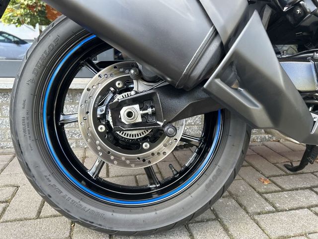 suzuki - v-strom-800