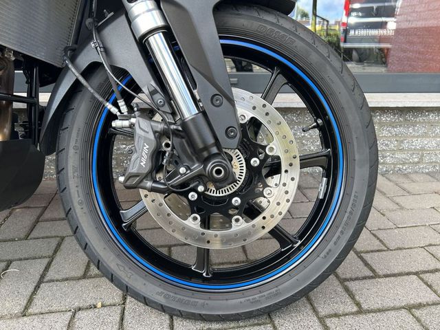 suzuki - v-strom-800