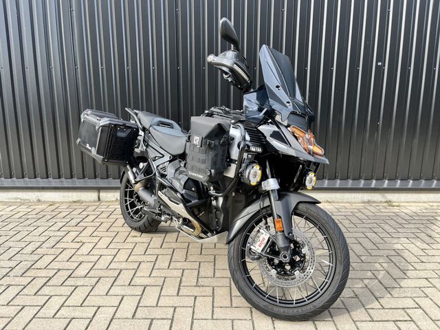 bmw - r-1300-gs-adventure