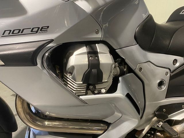 moto-guzzi - norge-1200-gt