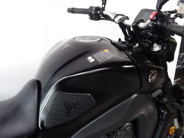 yamaha - mt-09-abs