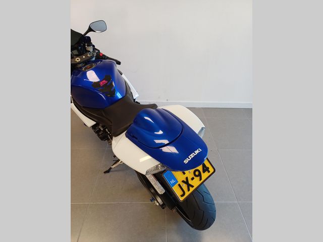 suzuki - gsx-r-750